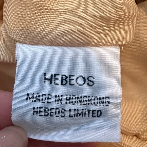 Hebeos White Nude A-line Appliqué Tulle Illusion Princess Wedding Gown - Picture 14 of 16